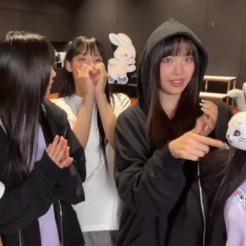 ニュージーンズ バニーズ クラブ フーディー