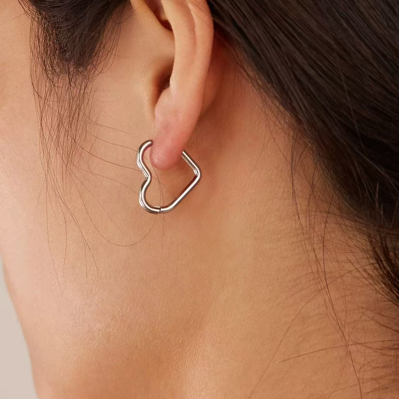 CORTISピアス