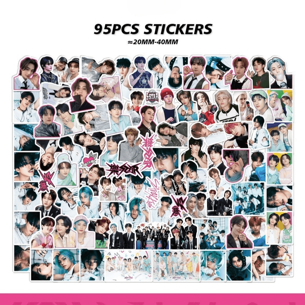 STRAY KIDS ROCK STAR/樂-STAR KIT 164点入り (様々なアイテムが入ったギフトボックス!✨)