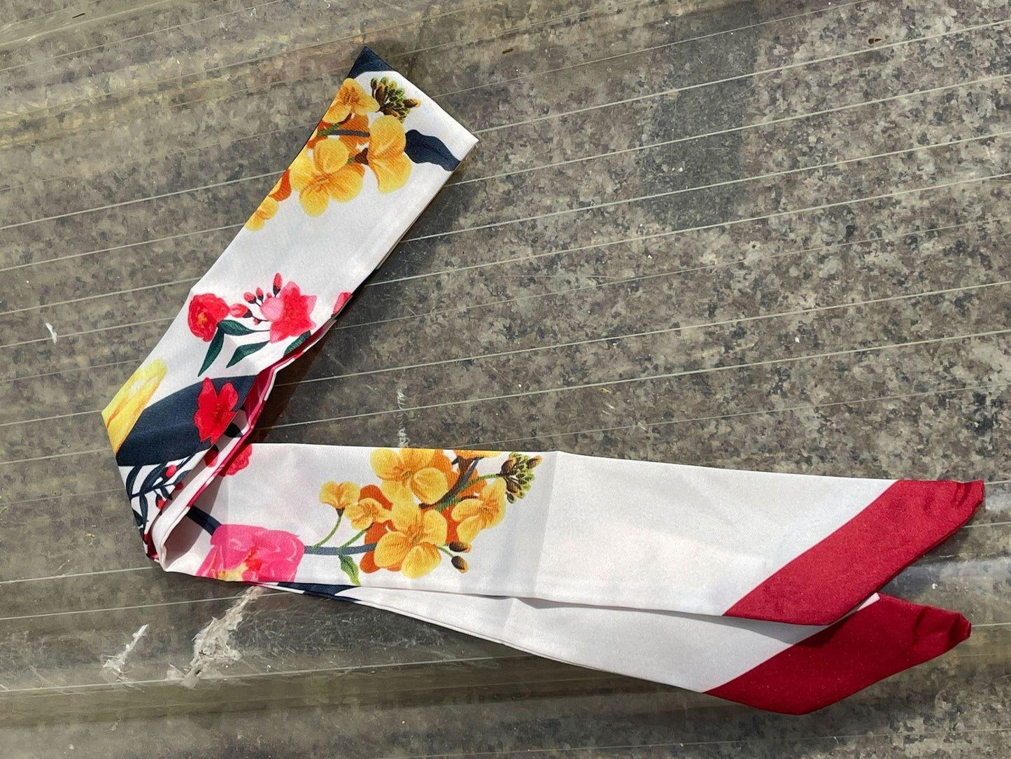 BTS V ミュート ボストンバッグ