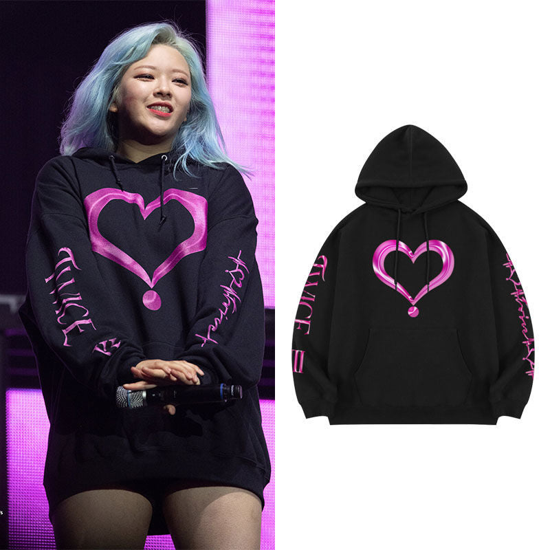 TWICE 4TH WORLD TOUR III フーディー＆パンツセット