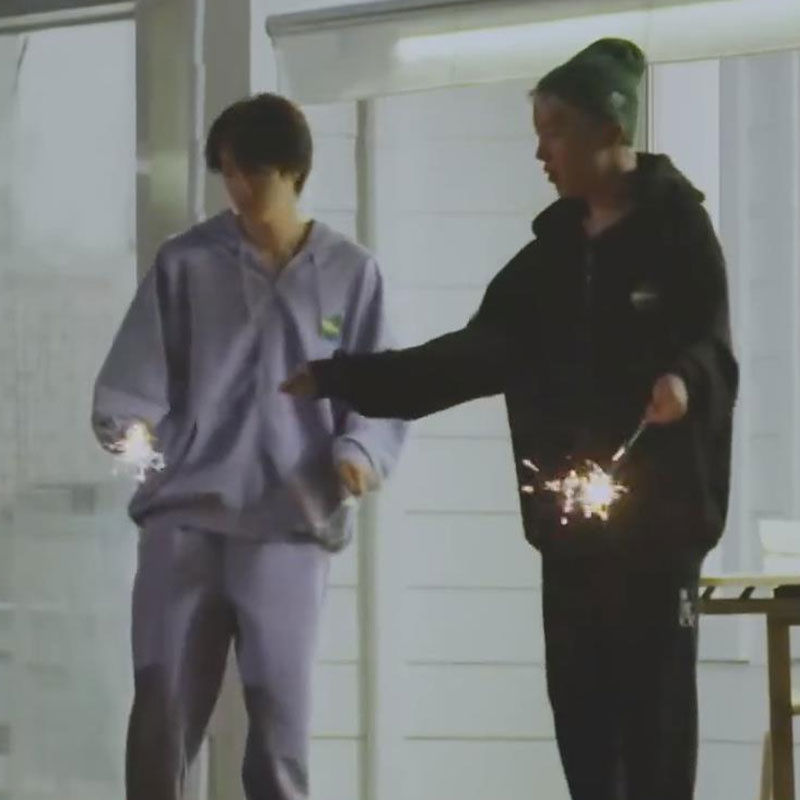 BTS IN THE SOOP HOODIE - 3種類のデザイン！