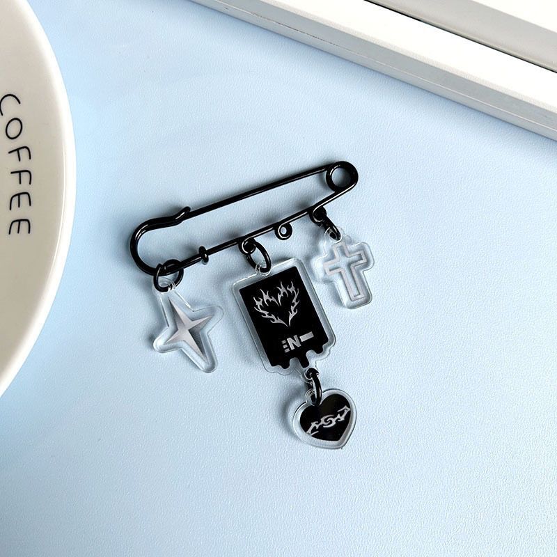 エンハイペンブローチ