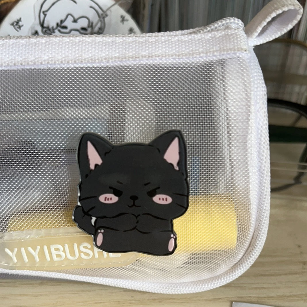 エンハイペンブローチ