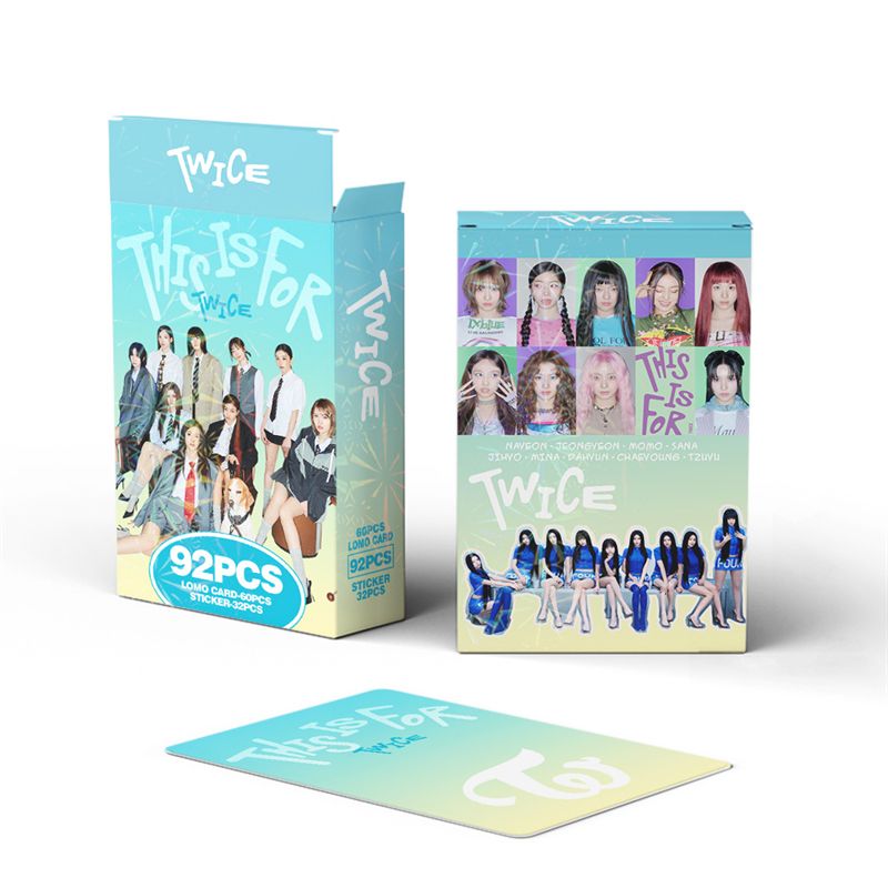 フォトカード TWICE こちらは92枚セットです（フォトカード60枚＋ステッカー32枚）
