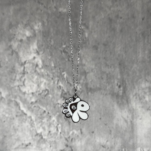 コルティスネックレス